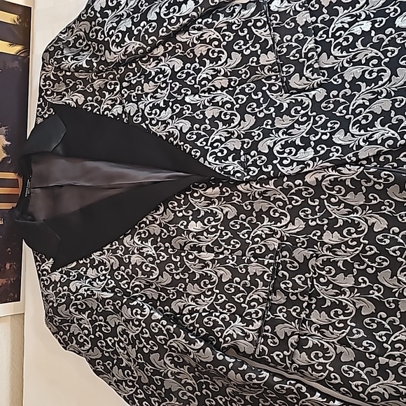 LNWOT Tuxedo Jacket, Excellent condition. - Picture 1 of 14